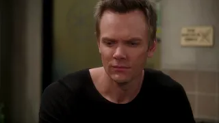 Community s3e11 Jeffs heart is full of Annie