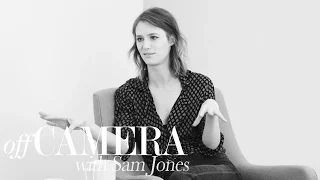 Mackenzie Davis Wants You to Be Game with Her