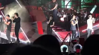 Right Now - One Direction, Chicago 8-29