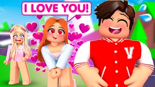 MY BEST FRIEND HAS A CRUSH ON THE NEW BOY IN ROBLOX BROOKHAVEN!