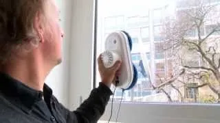 Fensterputzroboter sorgt für saubere Scheiben