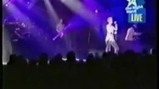 Garbage - Cup of Coffee (Live MTV 5 Night Stand - 2002).mpg