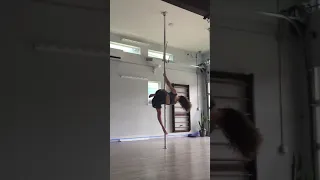 Phoria pole dance flow