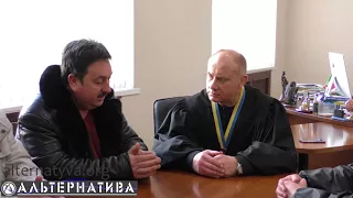 СУДОВИЙ РОЗГЛЯД СПРАВИ ФЕЛІКСА СІГАЛА ВІДКЛАДЕНИЙ. СУДДЯ ВЗЯВ САМОВІДВІД