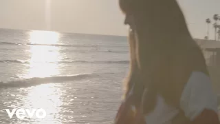 Sasha Sloan - Runaway (Vertical Video)