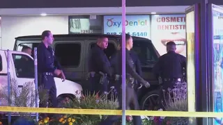 1 dead in car-to-car shooting in Valley Glen
