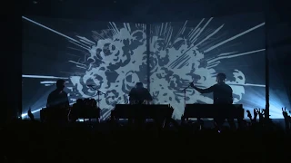 Moderat - Bad Kingdom Live in Prague (Electronic Beats TV)