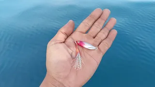 MICRO JIG 10 GRAM !!! PANEN IKAN LEZAT DI KARANG DANGKAL || SOLO FISHING INFLATABLE BOAT