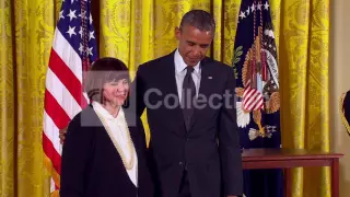 OBAMA MEDAL OF ARTS TO LINDA RONSTADT