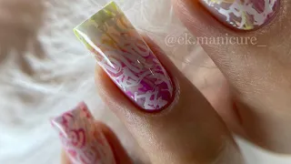 Коррекция ногтей гелем 💅🏼 Дизайн стемпингом.