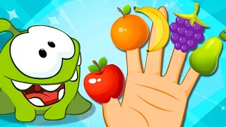 Fruits Finger Family Song | تعرف على أسماء الثمار | فيديوهات تعليمية | Learn Arabic with Om Nom