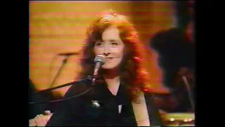 Bonnie Raitt - Good Man, Good Woman