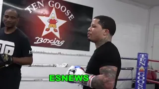 The Move Gervonta Davis Does Before Fights That He Picked Up From Michael Phelps EsNews Boxing