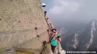 DEADLIEST HIKE IN THE WORLD - Mount Huashan, China - 2 minute run through