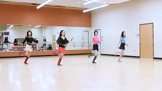 Looking at Me - Line Dance (Dance & Teach)