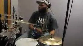 Daru Jones - Freestyle drumming In the Studio '07