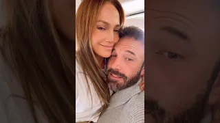 Jennifer Lopez & Ben Affleck  celebrity couples goals ❣️👀#jenniferlopez #benaffleck #love #shorts