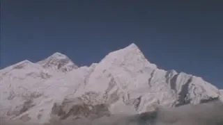 Murhenäytelmä Everestillä
