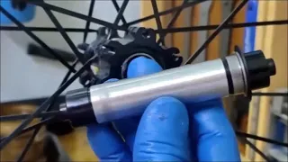 EP.121 Mavic crossride disc 26 front hub service.