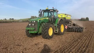 Sky Easy Drill. John Deere 8530