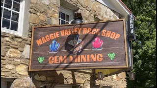 Maggie Valley Rock Shop Tour #crystals #maggievalley #smokymountains #gatlinburg