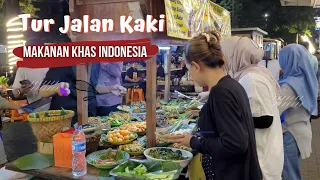 Walk to street food Blok M square Jakarta | Tur Jalan Kaki Malam