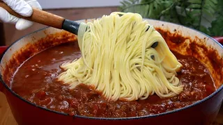 You've never tasted such a DELICIOUS spaghetti recipe made this way before! Very Easy!