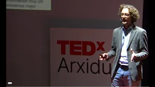 UN VIAJE POR TU ADN | GUILLERMO PEREZ-SOLERO | TEDxArxiduc