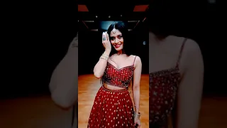 Sonal devraj aka bhaiya ji smile and Astha gill and Arjun Bijlani dance on Saanwariya