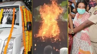 Heart Breaking Video of Shehnaz Gill From Siddharth Shukla Funeral #Siddharthshukla #shehnazgill