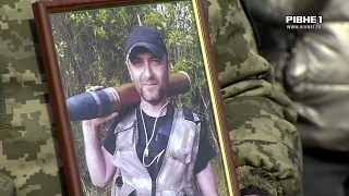 В місті Дубно попрощалися із загиблим захисником України Володимиром Праведним