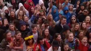 Catfish and the Bottlemen performing Cocoon @ Glastonbury 2016