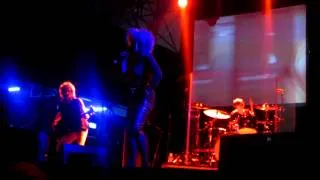 Blondie - Rapture (live at Homebake, 8th December 2012)