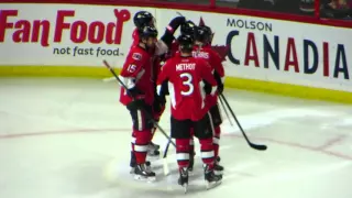 Kyle Turris scores a goal during the Kings @ Senators hockey game