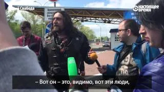 "Хирург" Залдостанов толкает журналиста после вопроса о СССР и Гитлере