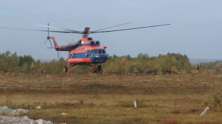 Взлет соседнего Ми-8 с максимальной взлетной массой//Mi-8 max available take off weight