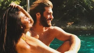 Holiday pictures from Bomb Bomb Can Yaman and Demet Özdemir!#canyaman #demetözdemir