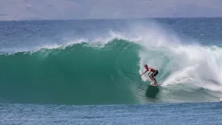 Maui Secret Surf Spot - Single Fin Log Surfing