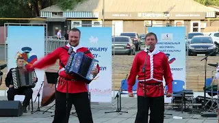 Государственный ансамбль казачьей песни «Криница» - «Небо над водой»