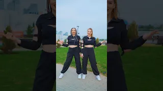 Funny dance trend “Tra”