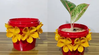 Unique DIY Planter From Plastic Container