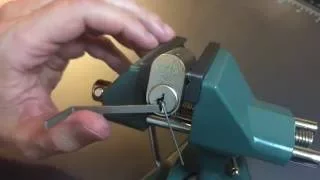 [252] CISA Security Profile (Absurd Keyway) Oval Cylinder Picked and Gutted