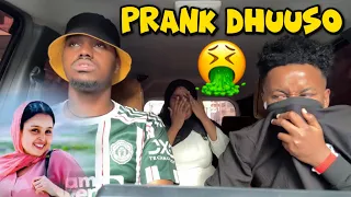 Prank dhuuso ayaa ku buufiyay fahmo ficaney oyin afka furatay..?