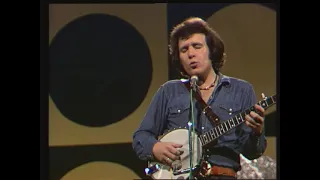 Don McLean - By the Waters of Babylon (audience sing-along) Live in Ireland, December 1975