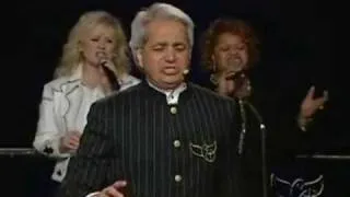 Benny Hinn sings "The Old Rugged Cross & The Blood"