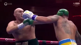 Oleksandr Usyk breaking Tyson Fury's guard