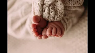 Newborn Posing Video - Macros