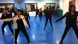 GREASED LIGHTNING - GRUPO ADULTOS-Zumba con Soni