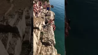 Sustipan Cliff Climb