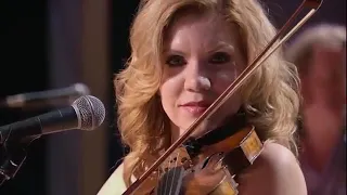 Alison Krauss & Shawn Colvin   Simon & Garfunkel's The Boxer oy9B43ERrbw